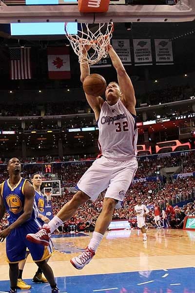 Griffin, que estableció su mejor marca en la competición de playoffs, estuvo imparable en el juego ofensivo interior de los Clippers al anotar 13 de 17 tiros de campo y 9 de 10 desde la línea de personal.