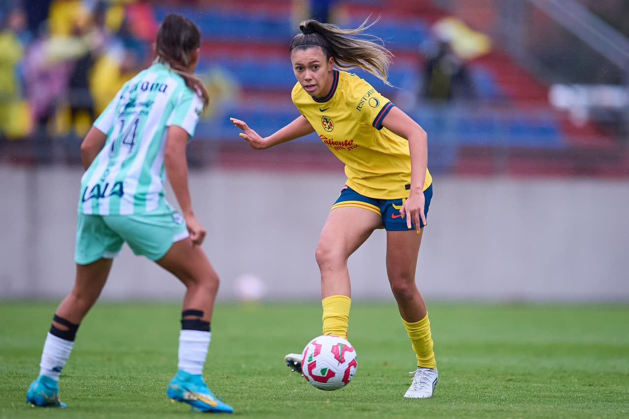 Debuta Priscila y América vence 2-0 a Santos