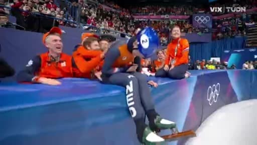 Xandra Velzeboer completa doblete en patinaje de pista corta