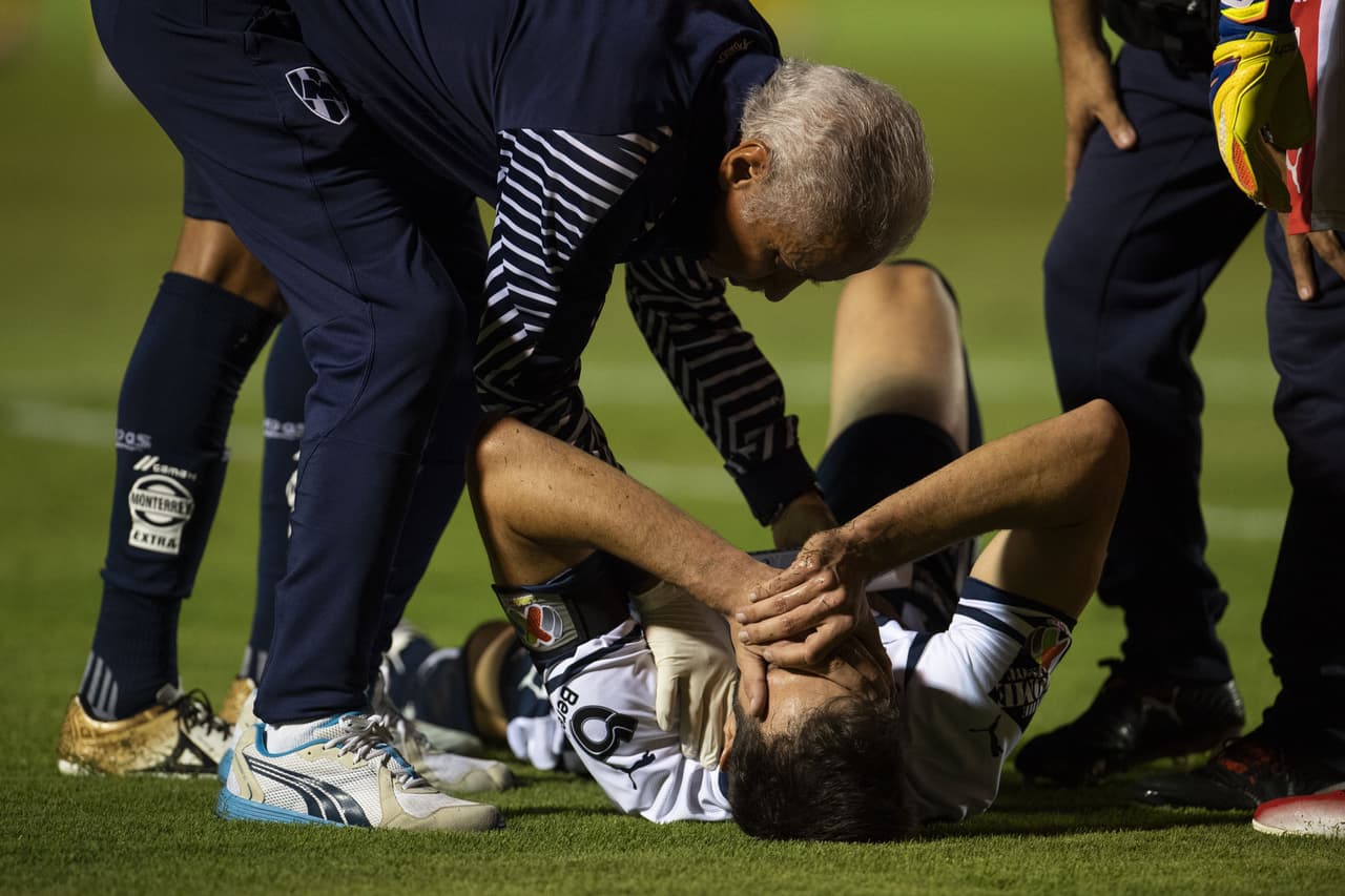 Rayados se transforma en hospital; Basanta y Pizarro se unen a las bajas