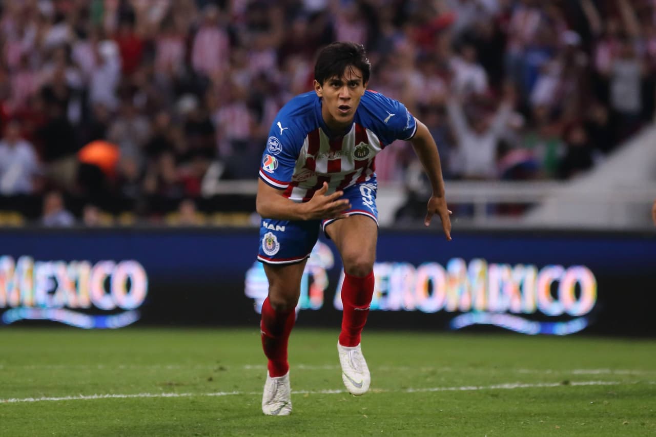 Peralta sobre JJ Macías: “Puede jugar en el equipo que quiera”