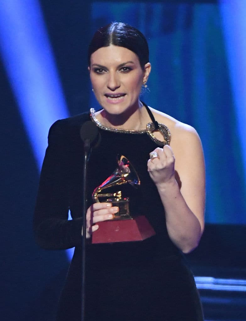 Desde su debut, Laura ha publicado 13 álbumes de estudios, de los que ha vendido más de 70 millones de discos.
<br>