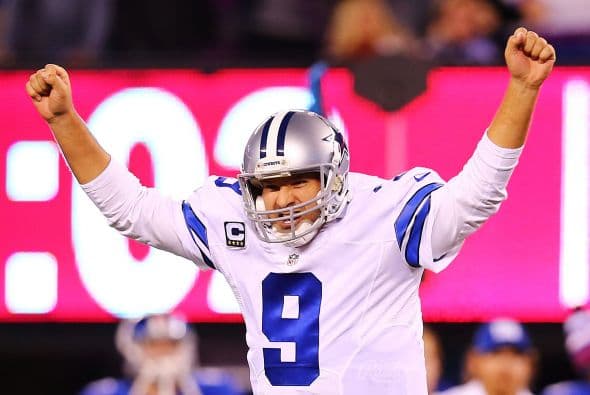 Tony Romo es el latino que destacó durante la jornada 12 de la NFL por llevar a los Dallas Cowboys a una victoria ante los NY Giants 31-28, al lograr 275 yardas en 18 pases y cuatro pases de TD. Checa las mejores imágenes del QB ante los Giants.