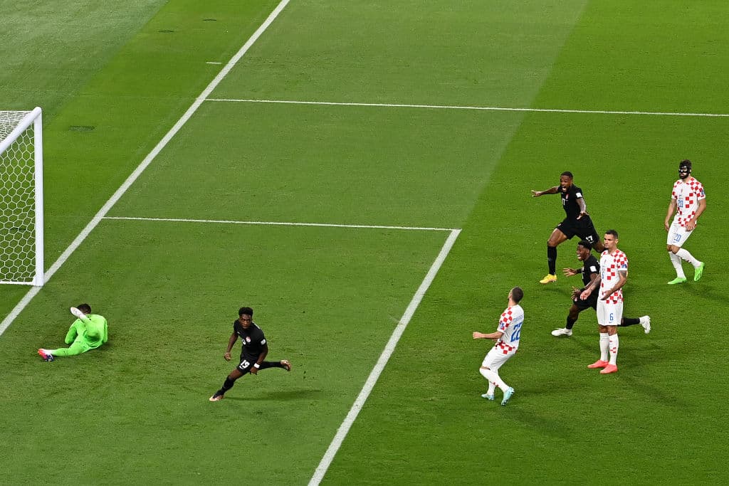 Croacia logró su primera victoria en el Mundial con una remontada ante Canadá (4-1), que se queda sin opciones en Qatar 2022, mientras que el conjunto balcánico, subcampeón del mundo, se acerca a los octavos de final.