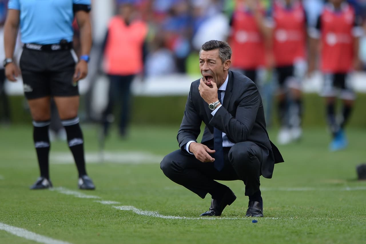 En un baile de principio a fin, Querétaro golea al Cruz Azul y agudiza la crisis celeste.