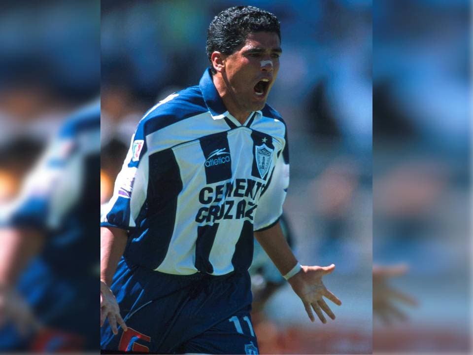En alguna ocasión, Pedro Pineda, exdelantero mexicano, contó que estuvo a punto de liarse a golpes con el oriundo de Tepito.