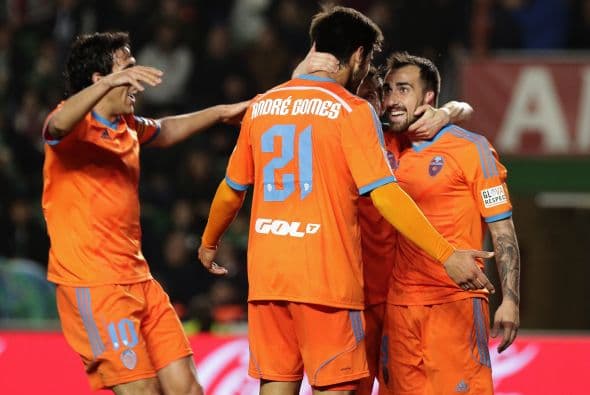 Unos días después, en jornada 32 de la Liga, el calendario seguirá complicado para los azulgranas, porque recibirán al Valencia CF que ha luchado toda la campaña con el Atlético por el tercer sitio de la competencia.