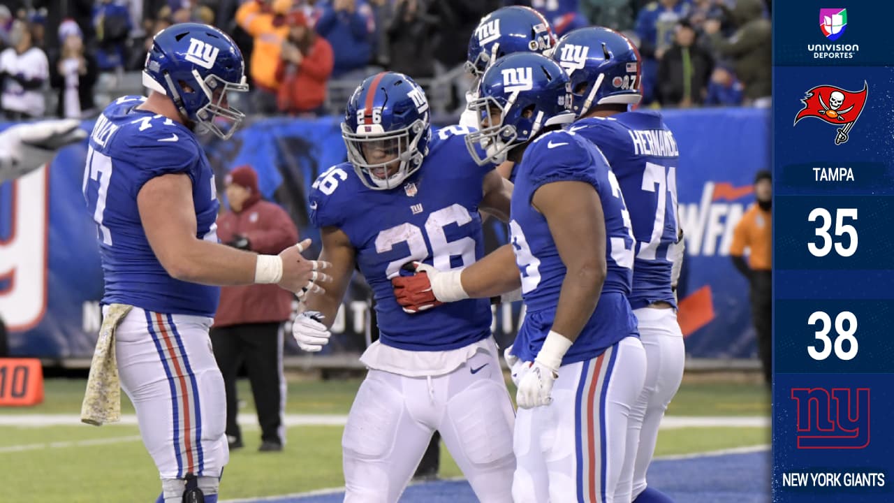Giants logra su segunda victoria consecutiva ante Tampa con tres touchdowns de Barkley