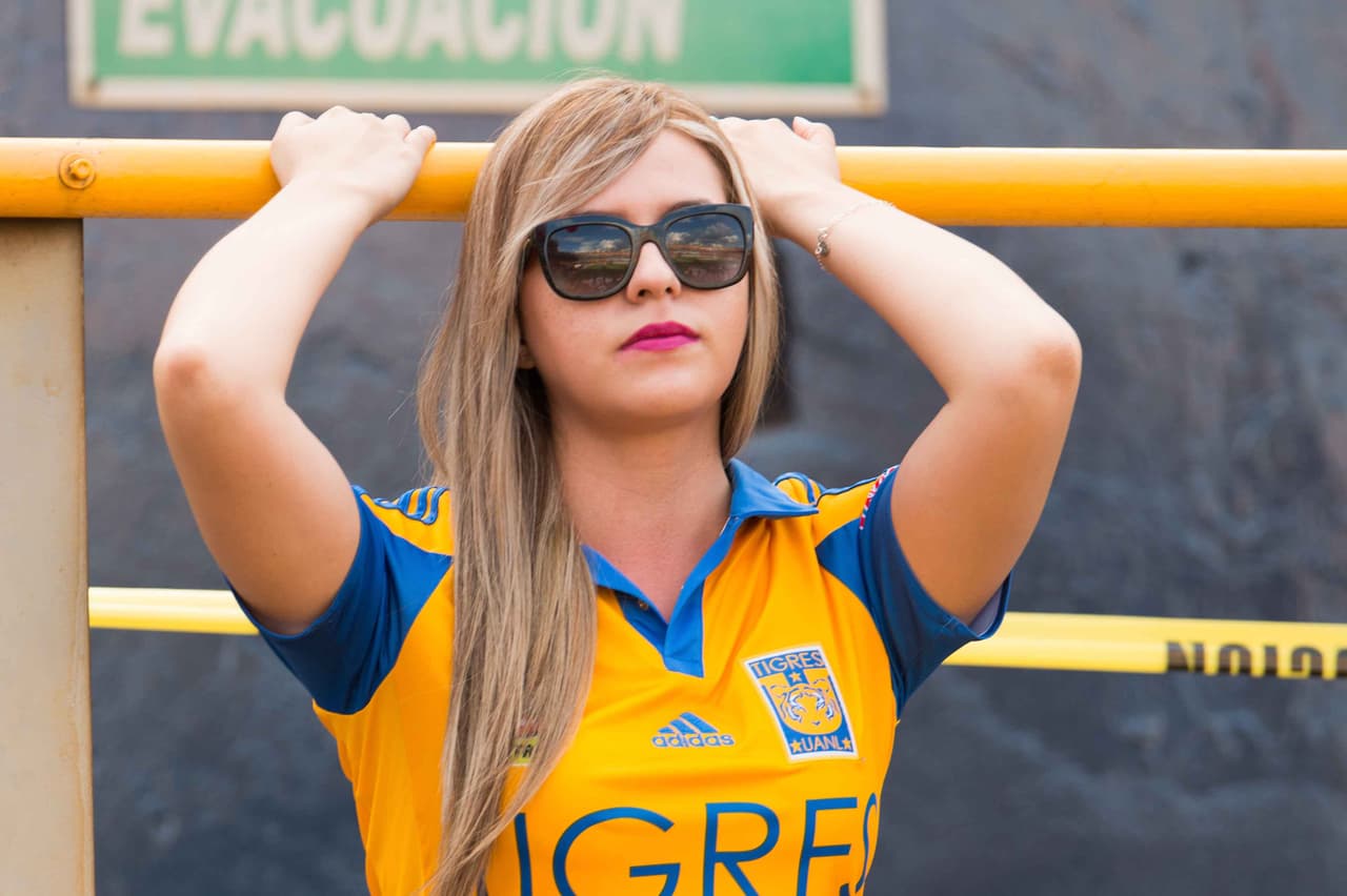 El colorido de la afición en la Jornada 9