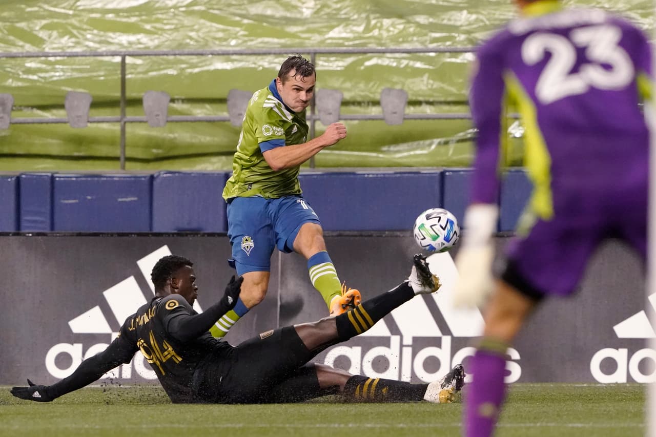 Con goles de Nicolás Lodeiro, Raúl Ruidíaz Jordan Morris, los Seattle Sounders vuelven a sacar al LAFC de los Playoffs al vencer 3-1 al cuadro angelino.