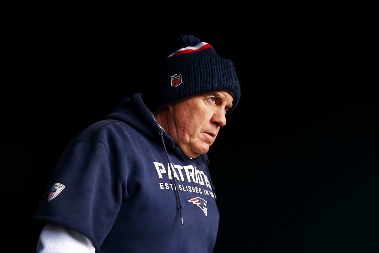 Philadelphia no aprovechó la condición de local y perdiò ante unos inspirados Patriots.