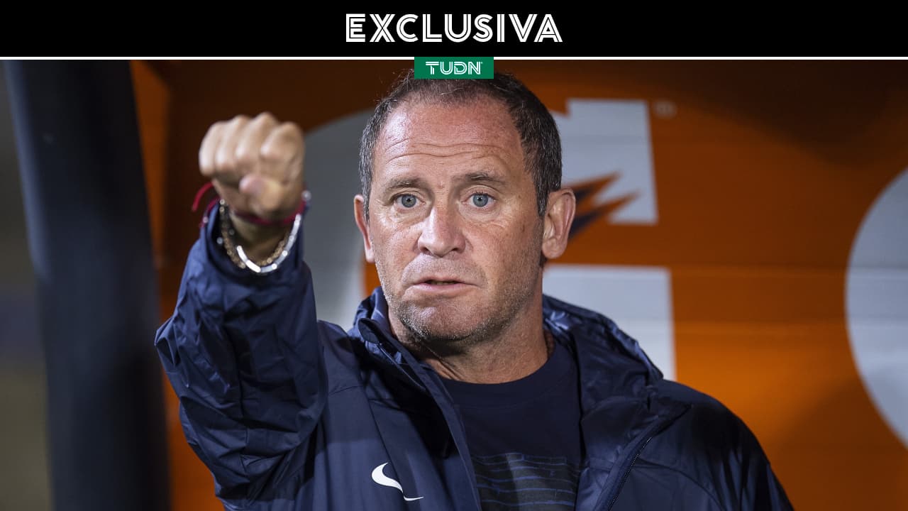 Andrés Lillini: "Es 50/50 porque cuando suene el silbato son 11 contra 11"