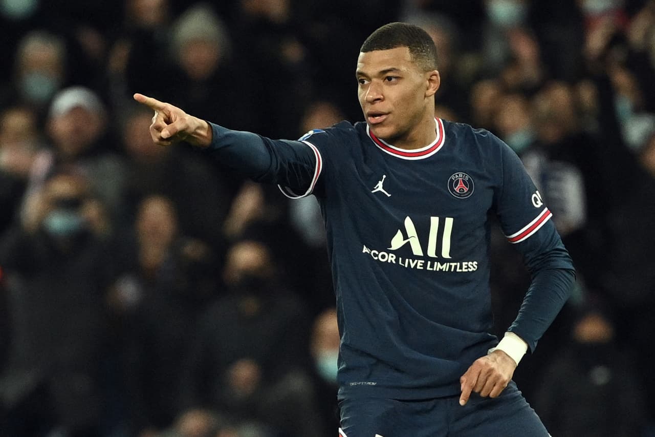 Según el primo del dueño del PSG, Mbappé quiere irse en verano