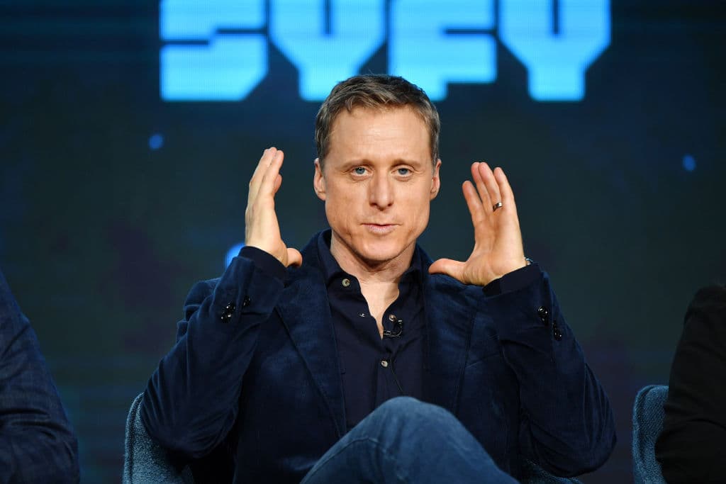 Peter hace todo esto en un intento por no crecer.
<br>