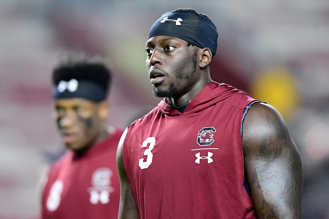 <b>14.- Javon Kinlaw | College: South Carolina Gamecocks | Posición: DL - Defensive Lineman</b>
<br>- Su tamaño y peso le permiten ser un defensivo abrumador.
<br>- Tiene manos pesadas y fuertes.
<br>- Cuenta con gran capacidad para lectura de jugadas.
<br>- Es explosivo cuandoo da el primer paso.
<br>- Rapidez lateral para vencer a los bloques de alcance y derramarlo ampliamente.