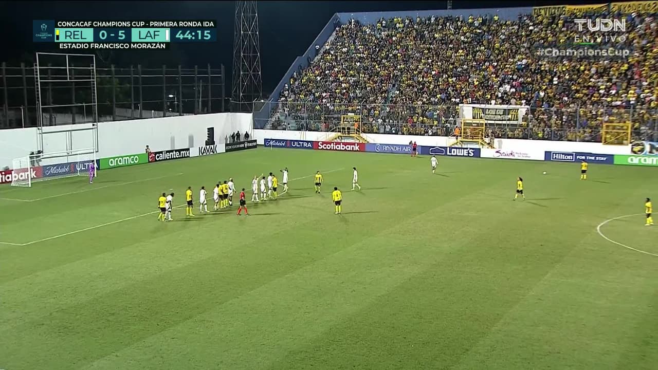 ¡TIRO ATAJADO! disparo por Gonzalo Ritacco.