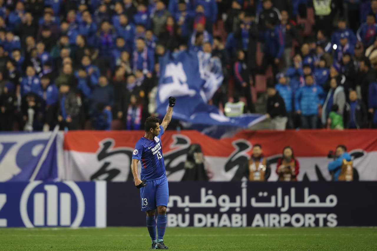 El colombiano Freddy Guarín podría volver a Italia después de tres años en China con el Shanghai Shenhua. El interesado en devolver a Europa al volante de 32 años es Parma.