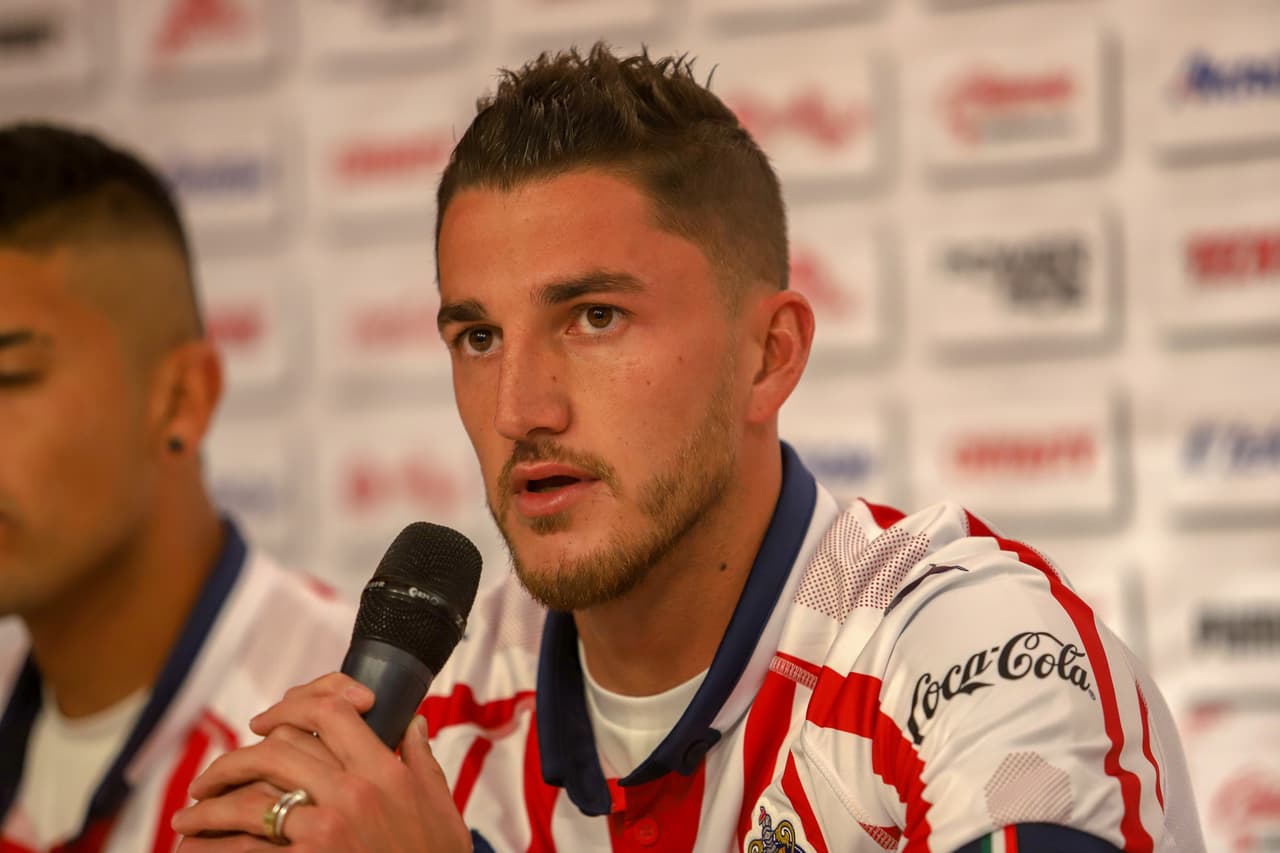 Defensa: Hiram Miar (Chivas)