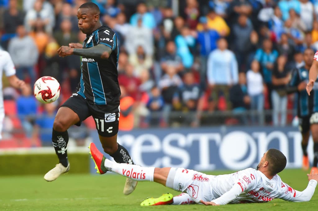 El Querétaro dominó a los Xolos de principio a fin y terminó goleándolos por 3-0 con goles de Nahuelpán, Ruiz y Castillo.