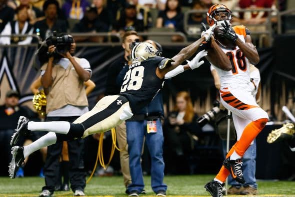 Andy Dalton salió triunfador del duelo que mantuvo con Drew Brees y los Cincinnati Bengals ganaron a domicilio 10-27 a los New Orleans Saints, que perdieron el segundo partido consecutivo.