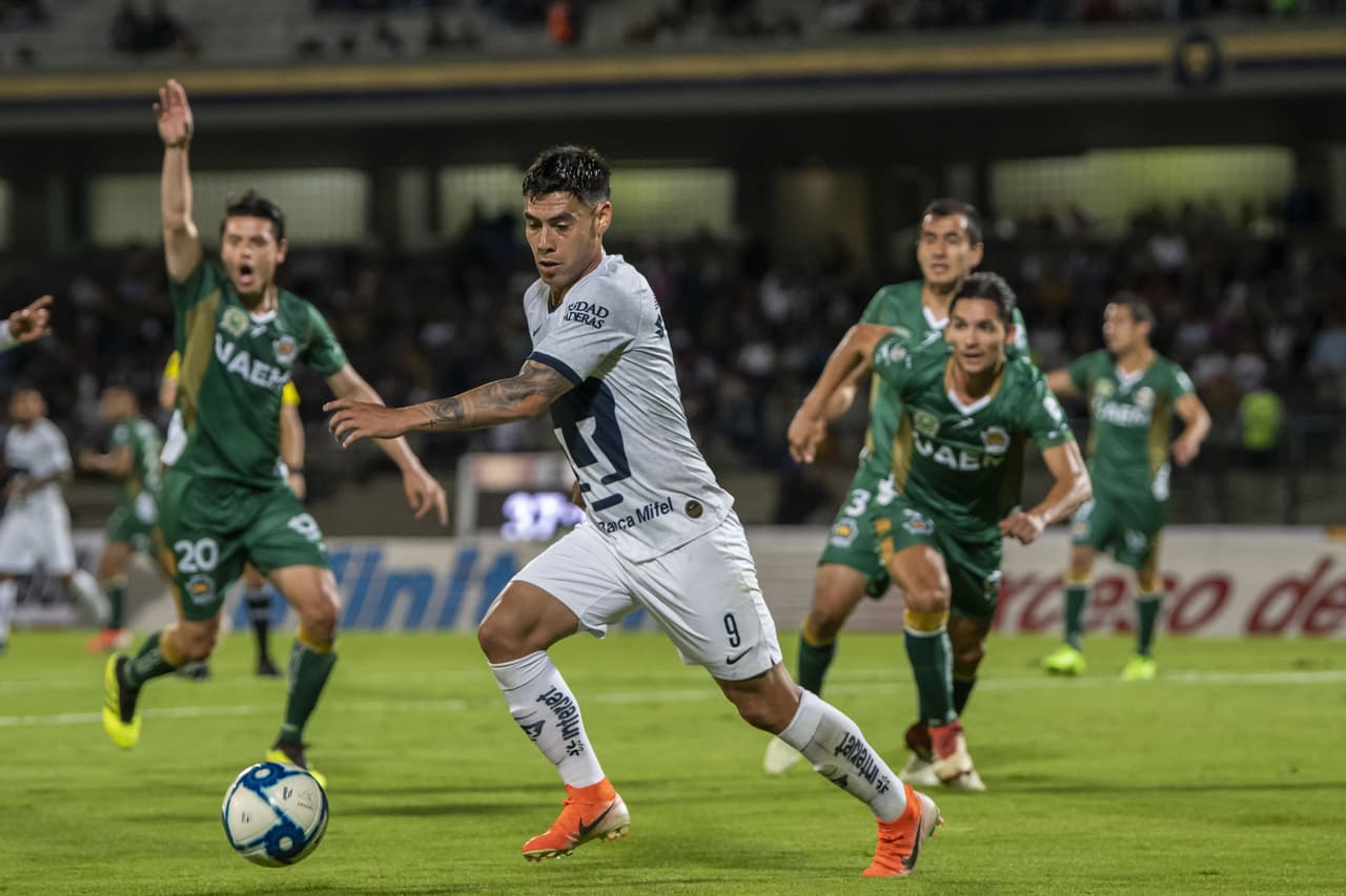 Mendoza superó a la barrera con un soberbio disparo de zurda para darle los tres puntos a Universidad.