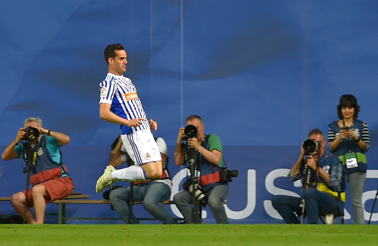 Sin embargo, la figura de Juanmi fue clave al marcar doblete para Real Sociedad.