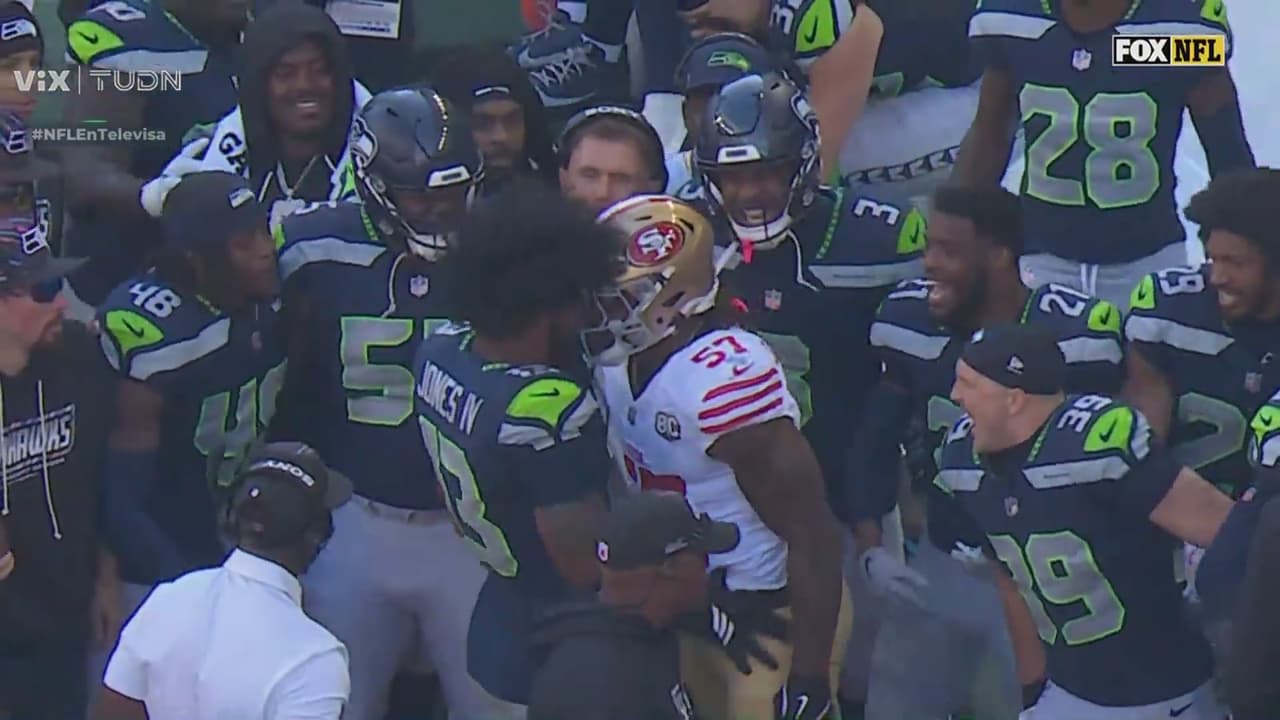 ¡Se pudrió todo! Expulsan por agresión a Dre Greenlaw de49ers