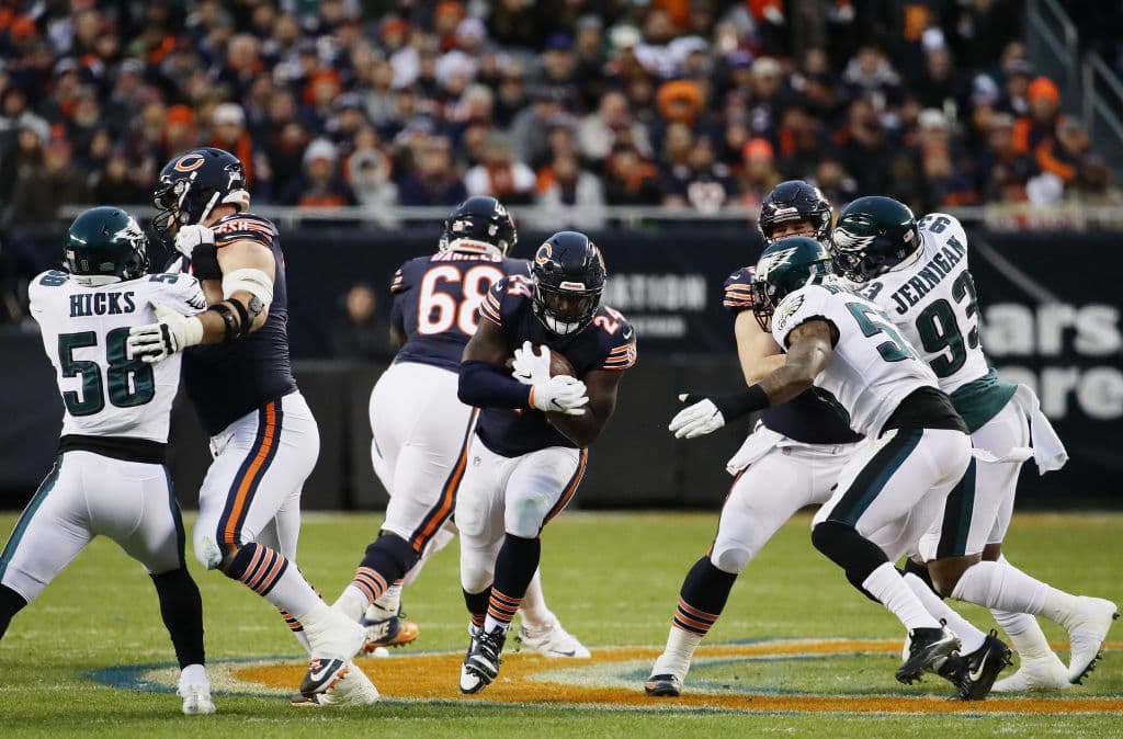 Los Bears solamente fueron superados al término del primer cuarto de un juego en dos partidos en la campaña regular y habían anotado en cada juego en casa en el periodo inicial. Se fueron en cero.
<br>