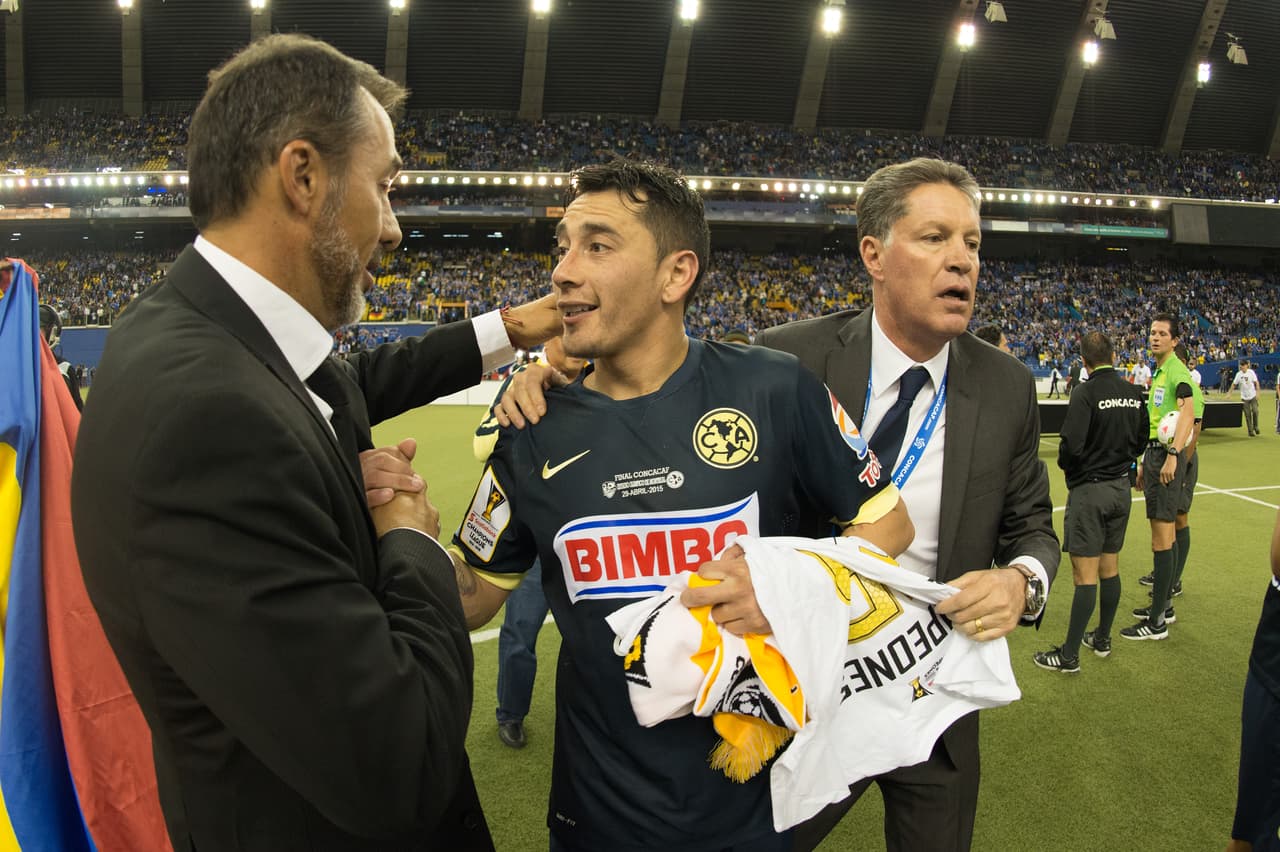 Ganó el título de la Liga de Campeones de la CONCACAF con el América, venció al Impact Montreal en Canadá.