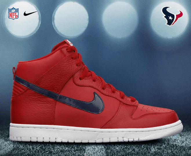 Nos cambiamos a la AFC. En la División Sur Nike decidió usar dos variantes de su modelo Dunk ’08. Esos son los 'high' de los Houston Texans.
