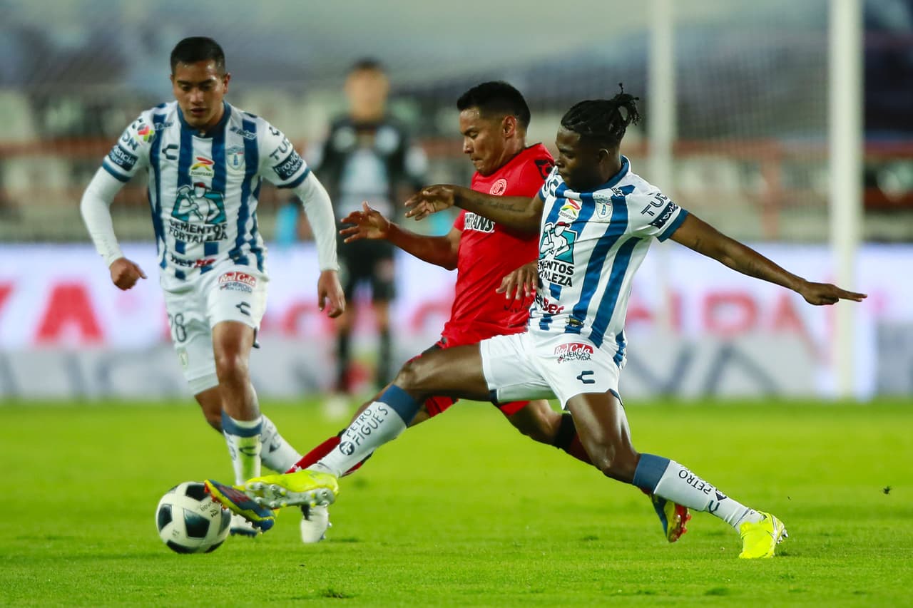 Pachuca se había ido al frente, pero los Diablos Rojos le dieron la vuelta en la agonía un gol de Diego Rigonato que puso a su equipo en el segundo lugar de la clasificación.