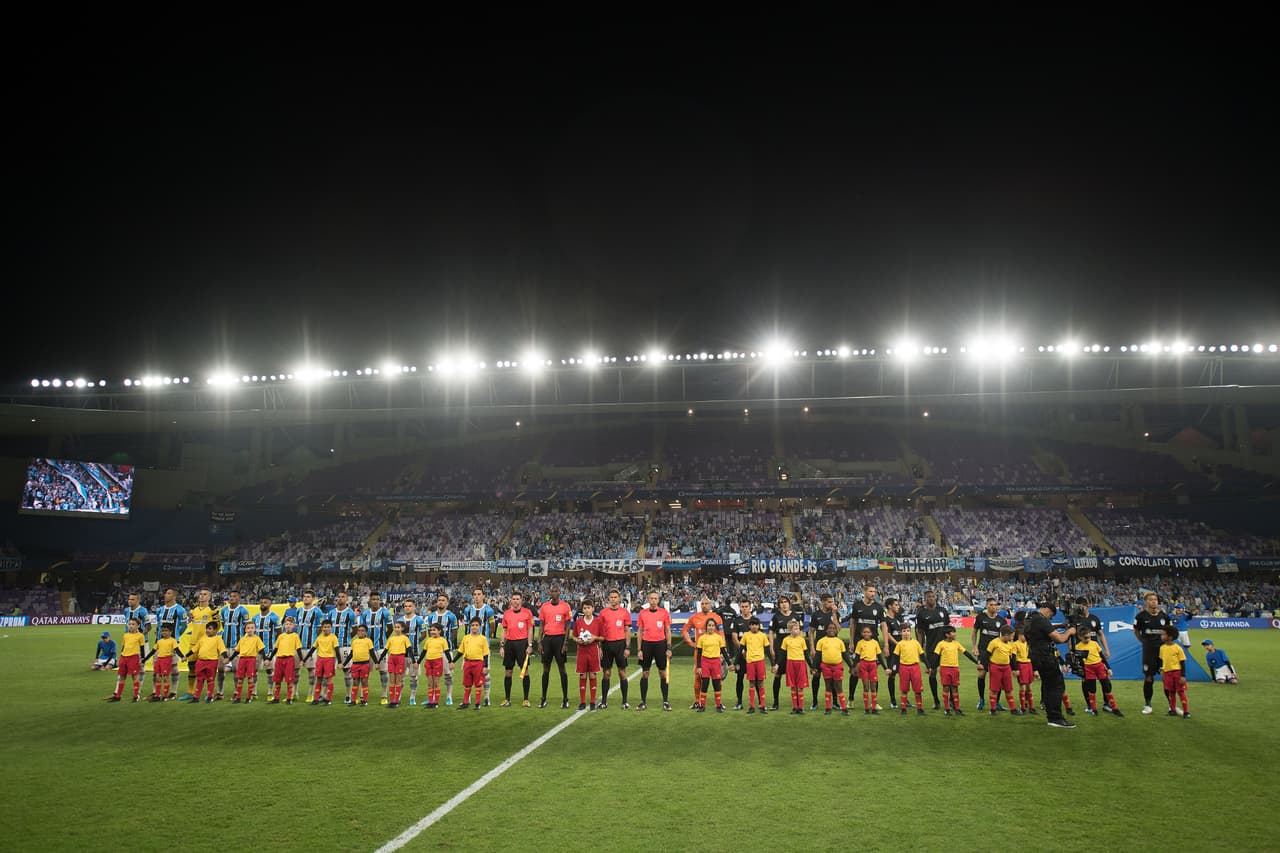 El marco era muy bonito para disputarse el cupo en la gran final del Mundial de Clubes 2017.