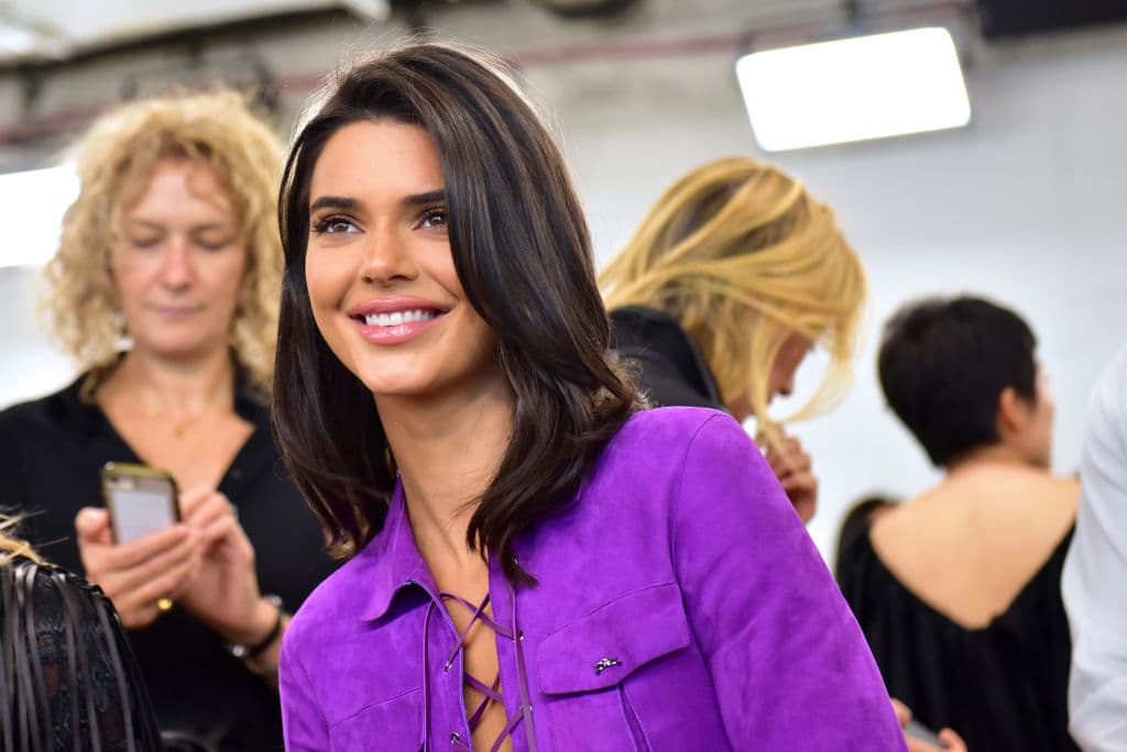 Kendall cuenta con más de 140 millones de seguidores en su cuenta de Instagram, convirtiéndola en la modelo con más seguidores en el mundo.