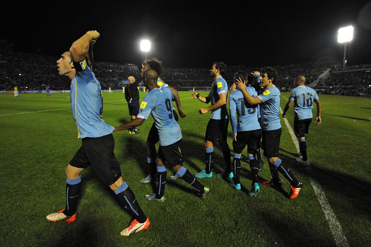 En la quinta jornada enfrentará a Brasil, que es tercero de la clasificación, y lo hará en calidad de visitante y será una dura prueba ya que los brasileños querrán salir de un bache por el que atraviesan y una derrota ante ellos los haría caer en la tabla. Y como locales se medirán ante Perú, quien es noveno. De estos dos juegos buscará por lo menos sacar cuatro puntos para intentar aprovechar un descalabro de Ecuador para tomar la punta.