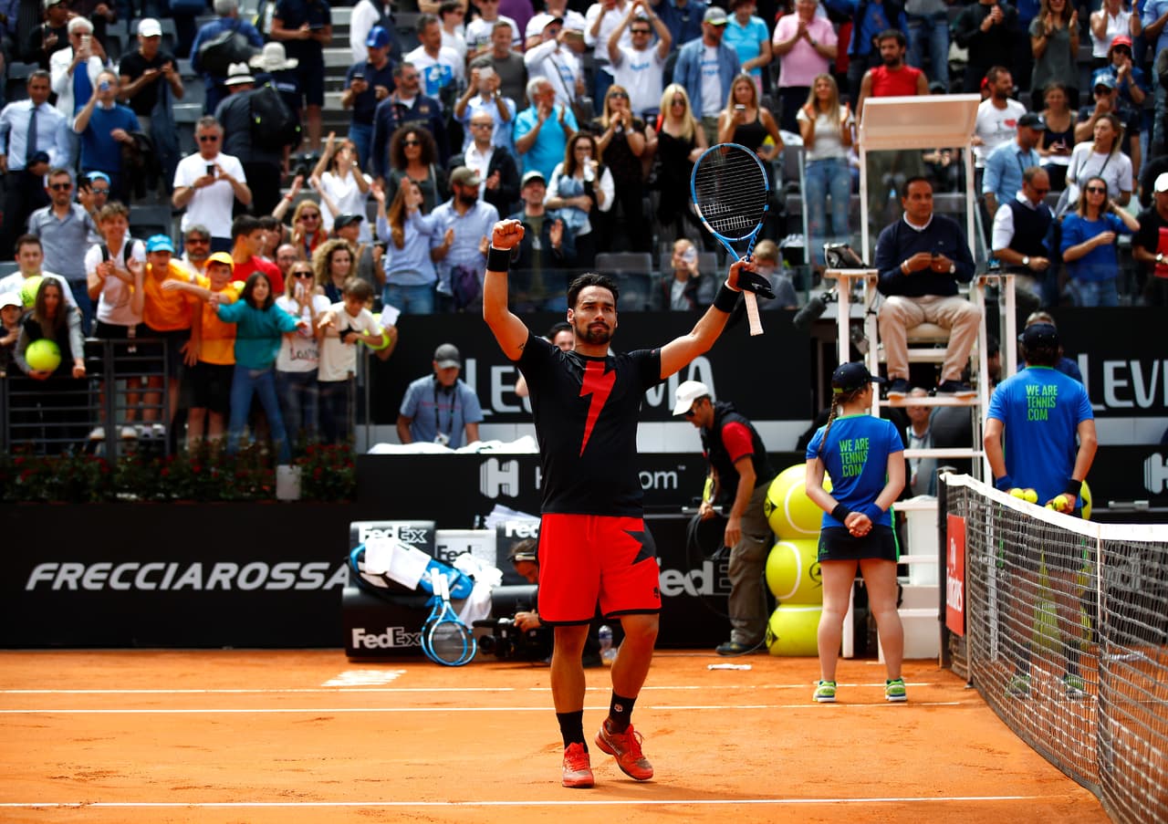 Sin embargo, Fognini firmó otra sorpresa en la tierra batida del Foro Itálico, después de que eliminara al británico Andy Murray en la primera ronda de la anterior edición.