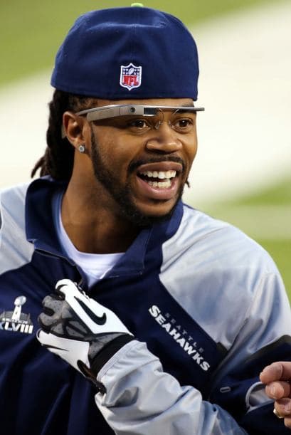 El receptor Sidney Rice de los Seahawks, grabando los pormenores del Super Bowl, el primero para el equipo.