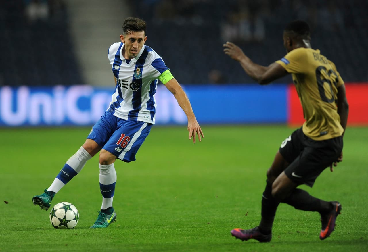 Liga NOS - Sporting Braga 1-1 Porto: historia similar para Héctor Herrera quien ingresó al partido al minuto 84, para sumar así 18 participaciones en esta t emporada.