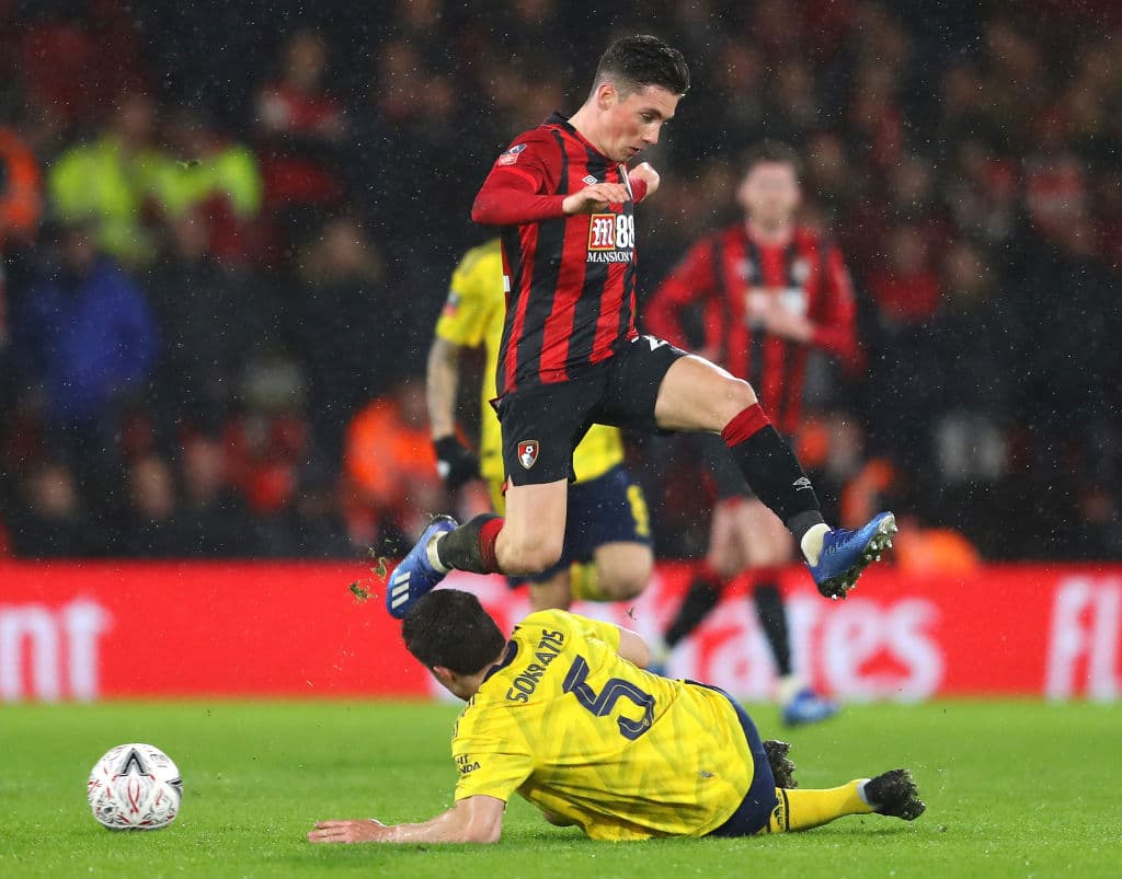 El Arsenal derrotó al Bournemouth 1-2, a domicilio, en la cuarta ronda de la FA Cup, con goles de Saka y Nketiah, que disputó el inicio de la misma con el Leeds United.