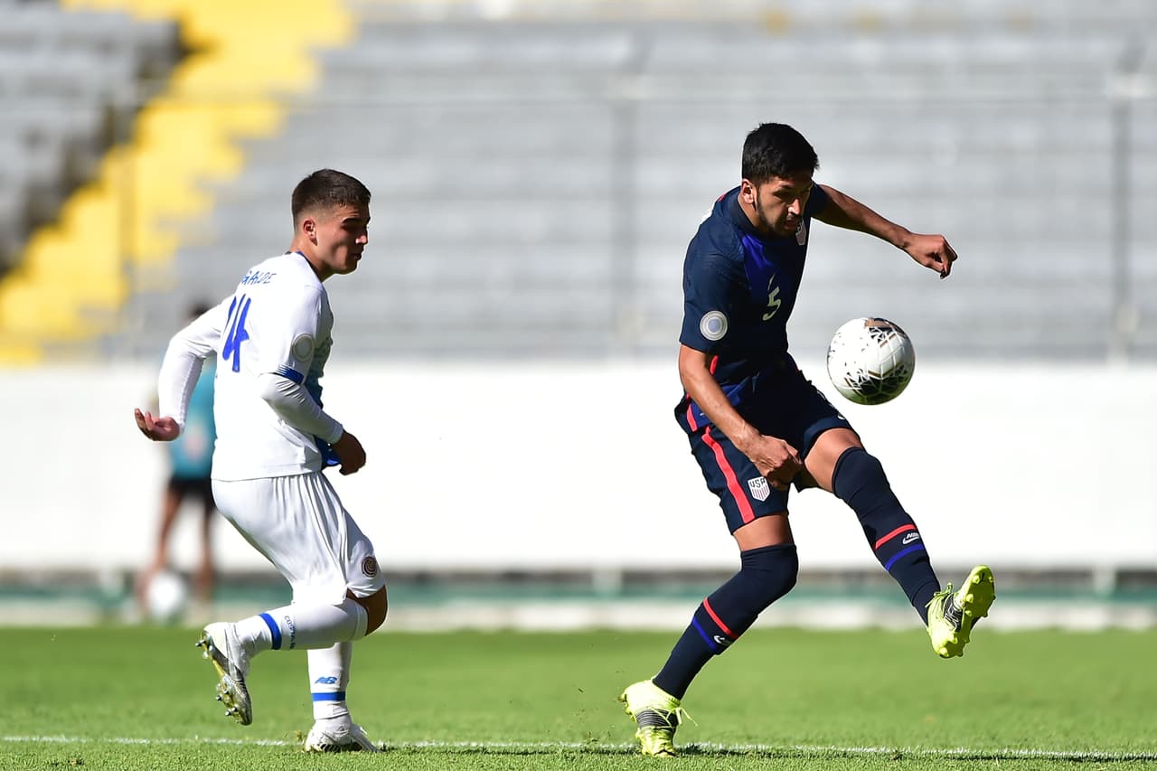 Con solitaria anotación de Aaron Herrera (35') y una gran actuación del portero David Ochoa, Estados Unidos vence 1-0 a Costa Rica en el arranque del Preolímpico masculino.