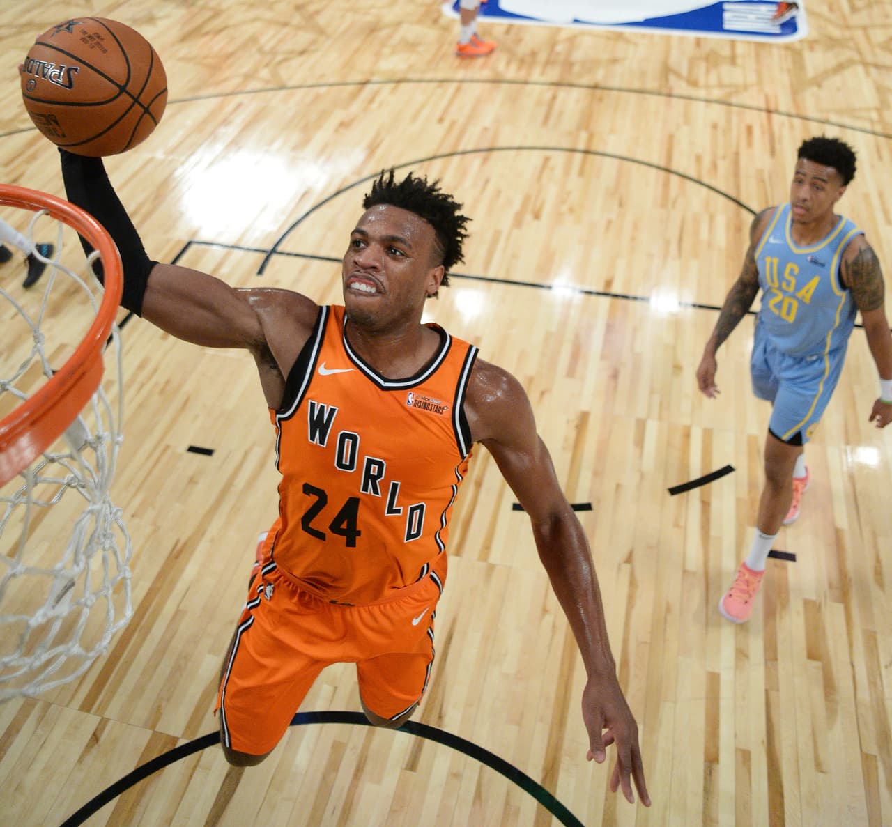 Buddy Hield y el serbio Bogdan Bogdanovic se encargaron de que el fin de semana del Juego de Estrellas de la NBA tuviera un buen arranque.