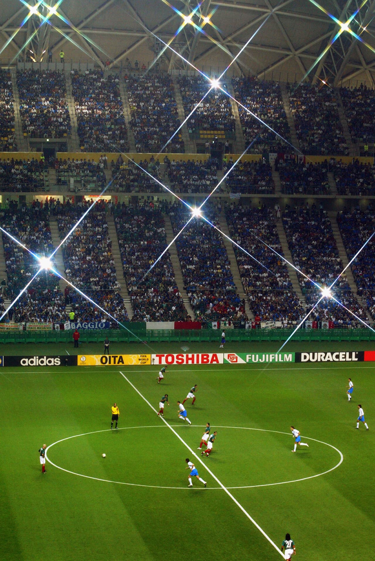 'El Tri' llegaba con seis puntos tras vencer a Croacia y a Ecuador mientras Italia llegaba urgida con tres unidades producto de vencer a los sudamericanos y caer con los balcánicos.