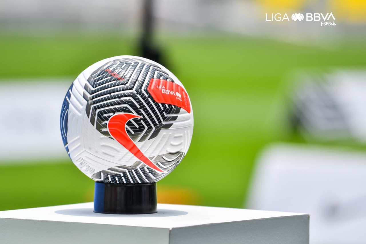 Liga MX Femenil y Nike dieron a conocer el balón para la liga femenina en México.