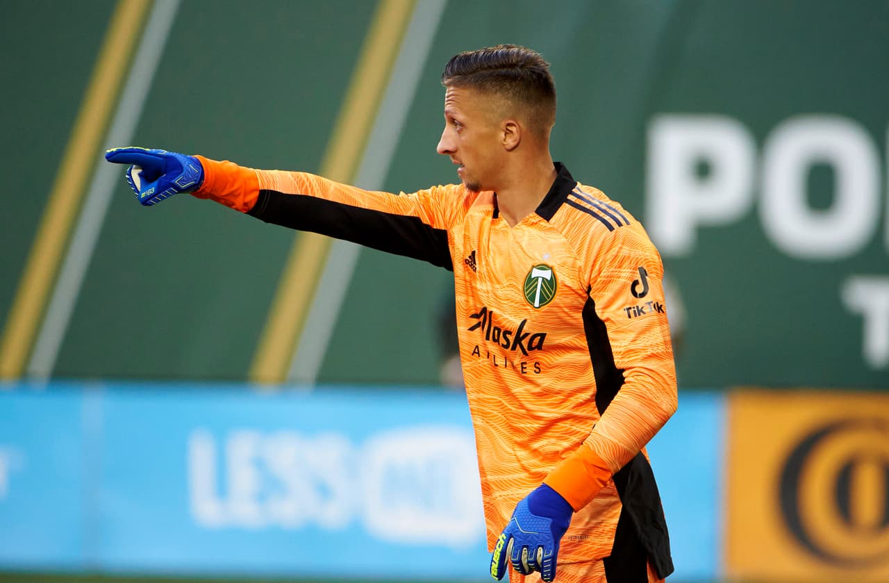 Aljaz Ivacic, arquero de Portland Timbers, fue vital para que su equipo triunfara 3-2 sobre Real Salt Lake.
<br>