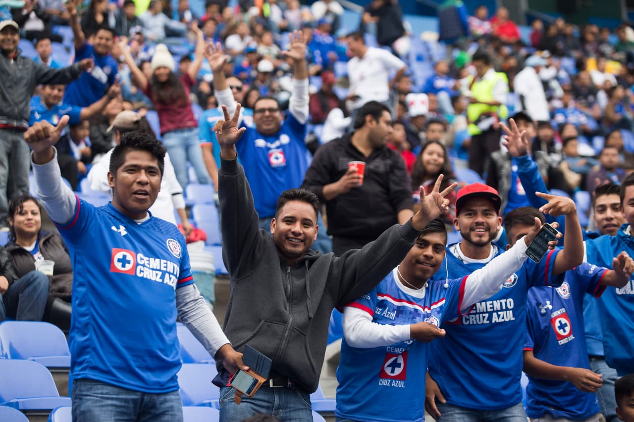 <b>Estadio Cuauhtemóc: </b>Puebla y Cruz Azul igualaron sin goles, siendo uno de los partidos con la asistencia más baja de la jornada.