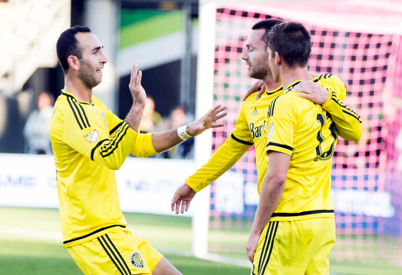 Jack McInerney marcó el primero de la goleada de Columbus Crew.