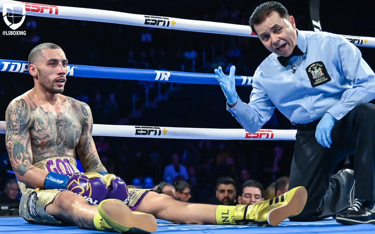 Carlos Adames detuvo a Frank Galarza en cuatro episodios, gracias a un terrible gancho de izquierda que mandó a la lona a su rival.