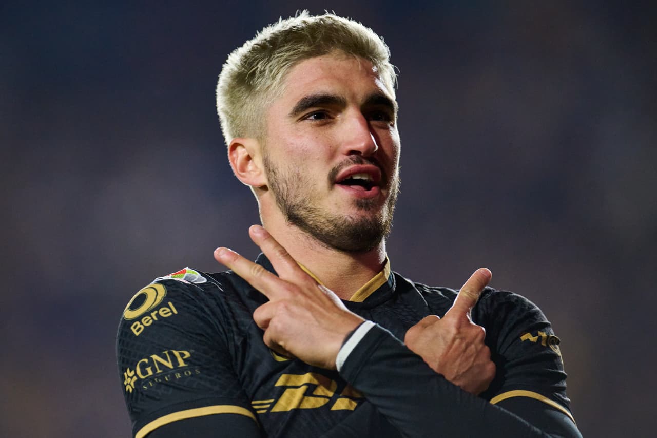 La era de Chima Ruiz comenzó con victoria en el Volcán ante los Pumas de Rafael Puente con doblete de Gignac y estreno goleador de Nico Ibañez vistiendo la camiseta de la UANL.