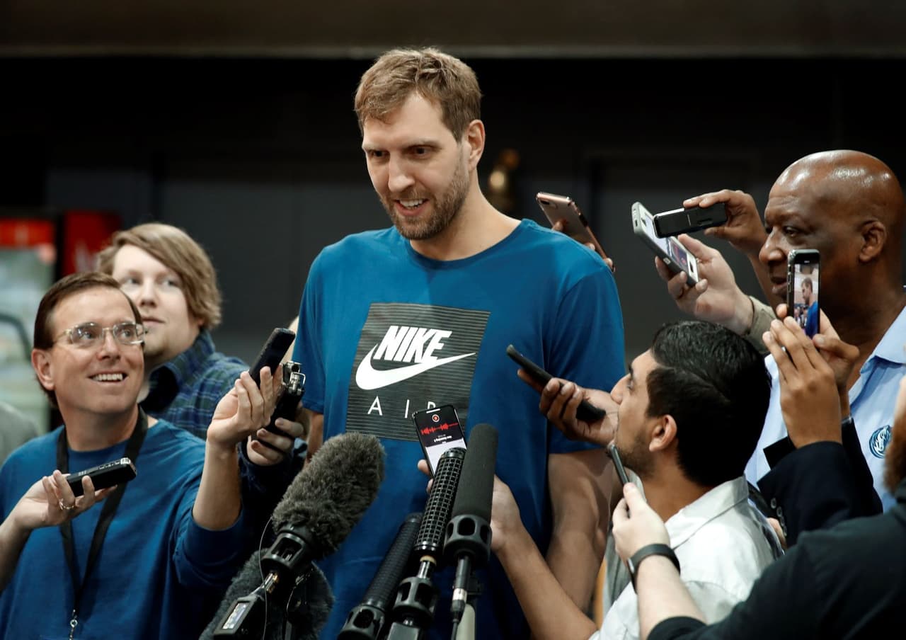 Nowitzki, preocupado por el futuro de sus hijos en EEUU
