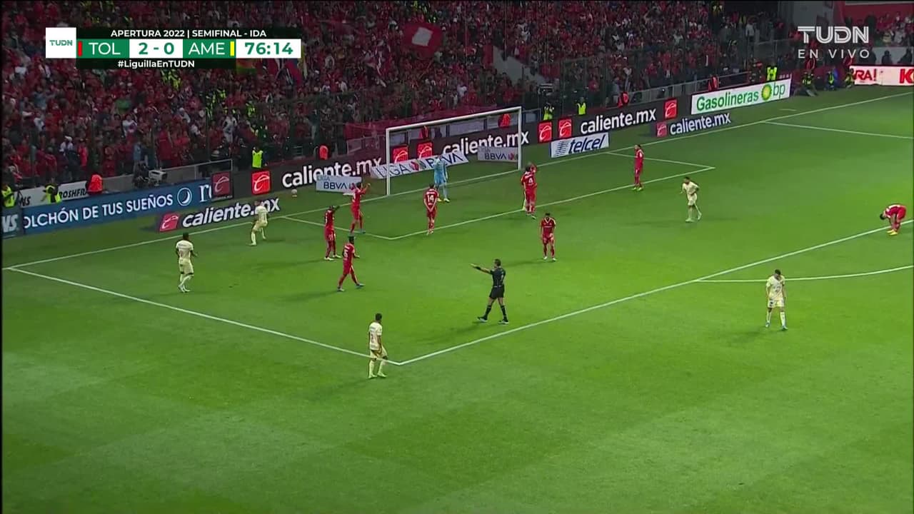 ¡TIRO ATAJADO! disparo por Brian Rodríguez.