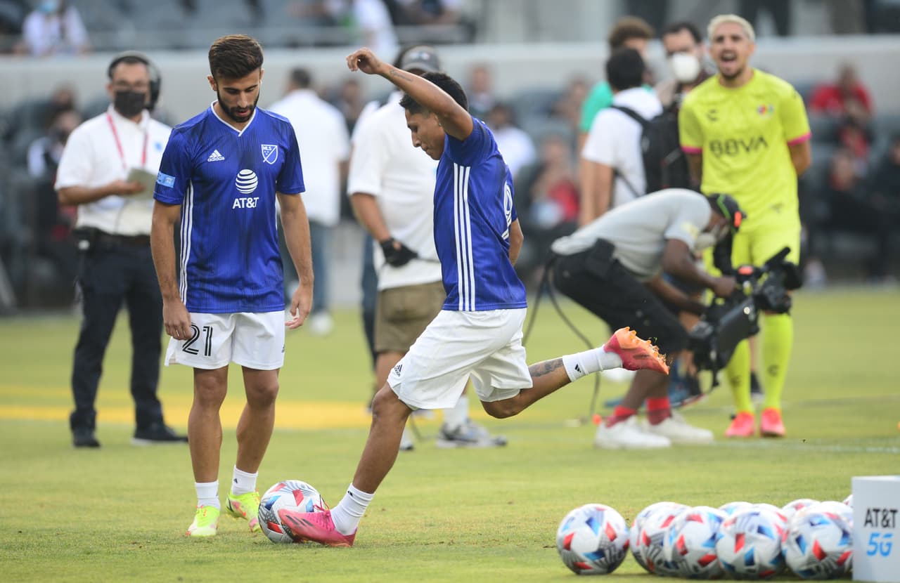 Raúl Ruidíaz marca goles en la temporada regular y estuvo muy preciso en las pruebas del martes por la noche en Los Ángeles.
<br>